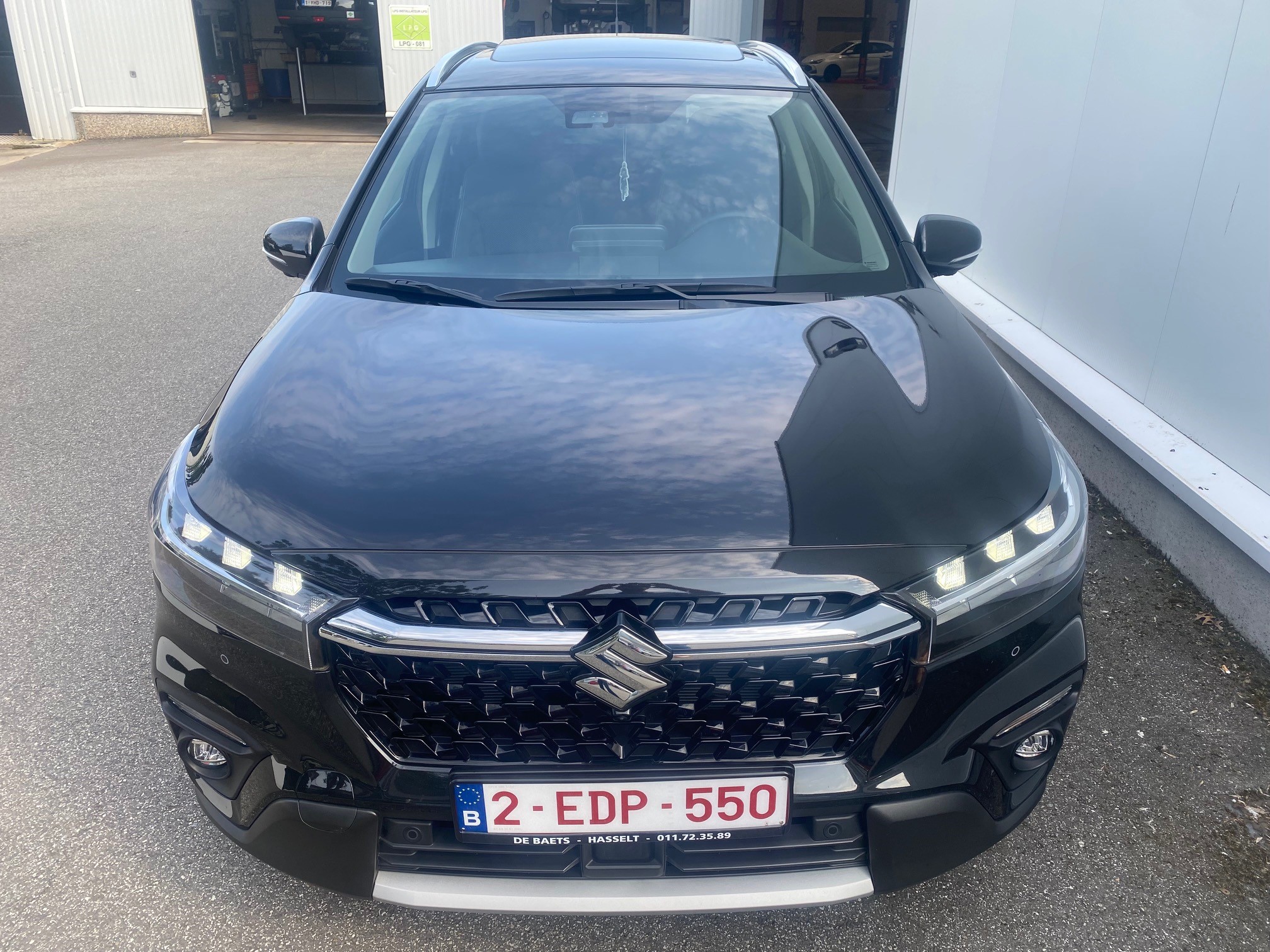 S-Cross GLX SP AT Zwart 5