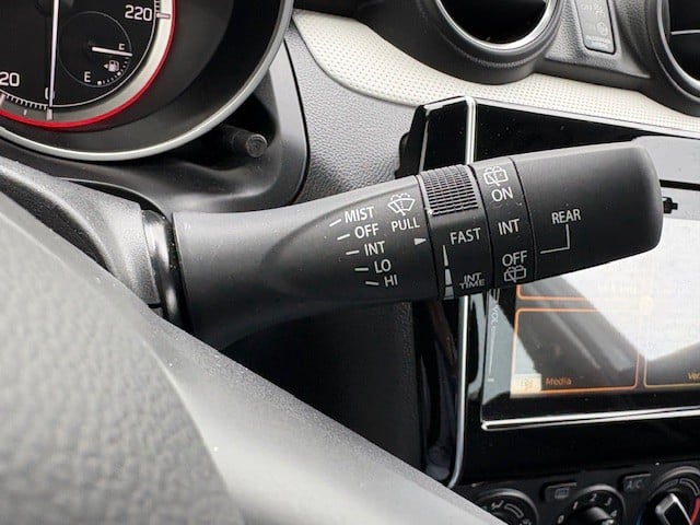 SUZUKI SWIFT WIT DEMO 14