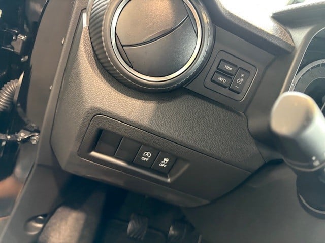 Suzuki Ignis GL+ 9