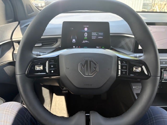 MG3 HEV LUX 10