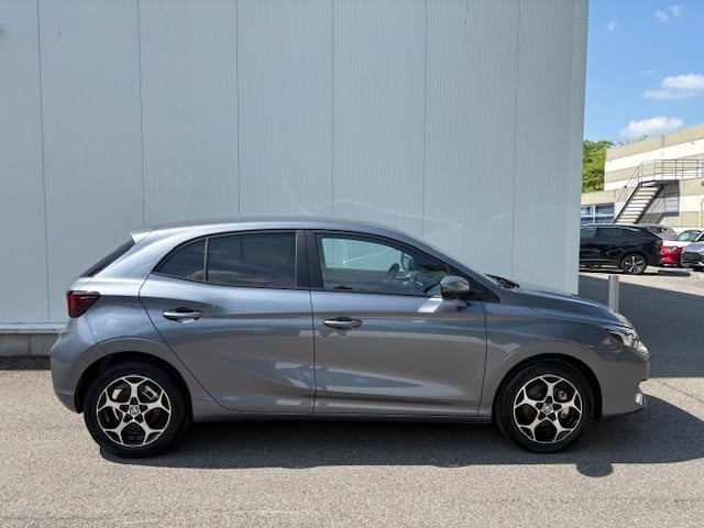 MG3 HEV LUX 2